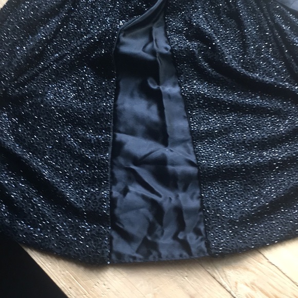 Caché Couture formal evening gown hand beaded - Picture 5 of 8